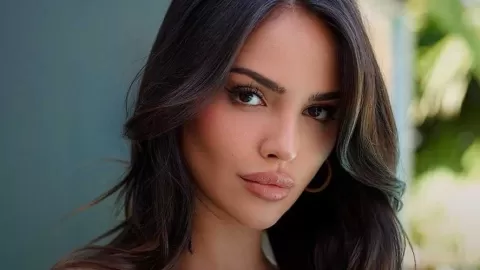 Eiza González Sorprende a Hollywood con Nominación a los Razzies 2026: ¿Un Tropiezo Inesperado en 'La Fuente de la Juventud'?