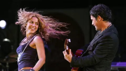 Shakira y Alejandro Sanz: ¿Amor o eterna amistad? Mensaje de cumpleaños reaviva llamas de un romance que los fans anhelan