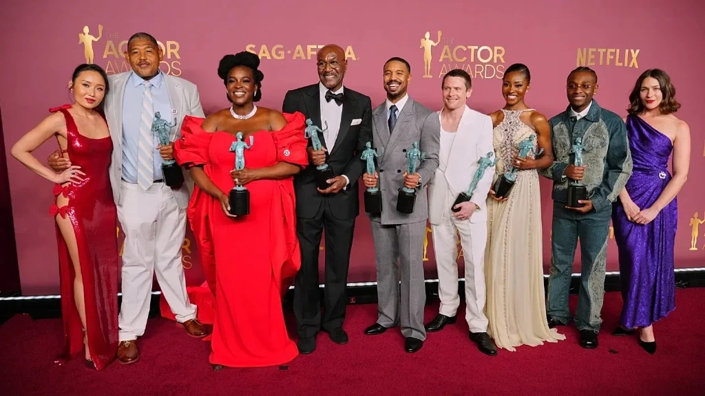 Impacto SAG Awards 2026: 'Sinners' Domina la Previa al Oscar; Michael B. Jordan y Jessie Buckley Brillan; Harrison Ford Emociona