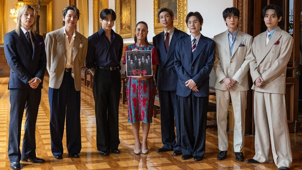 ¡Histórico Encuentro! BTS Conmueve al Zócalo y se Reúne con la Presidenta Sheinbaum en Palacio Nacional